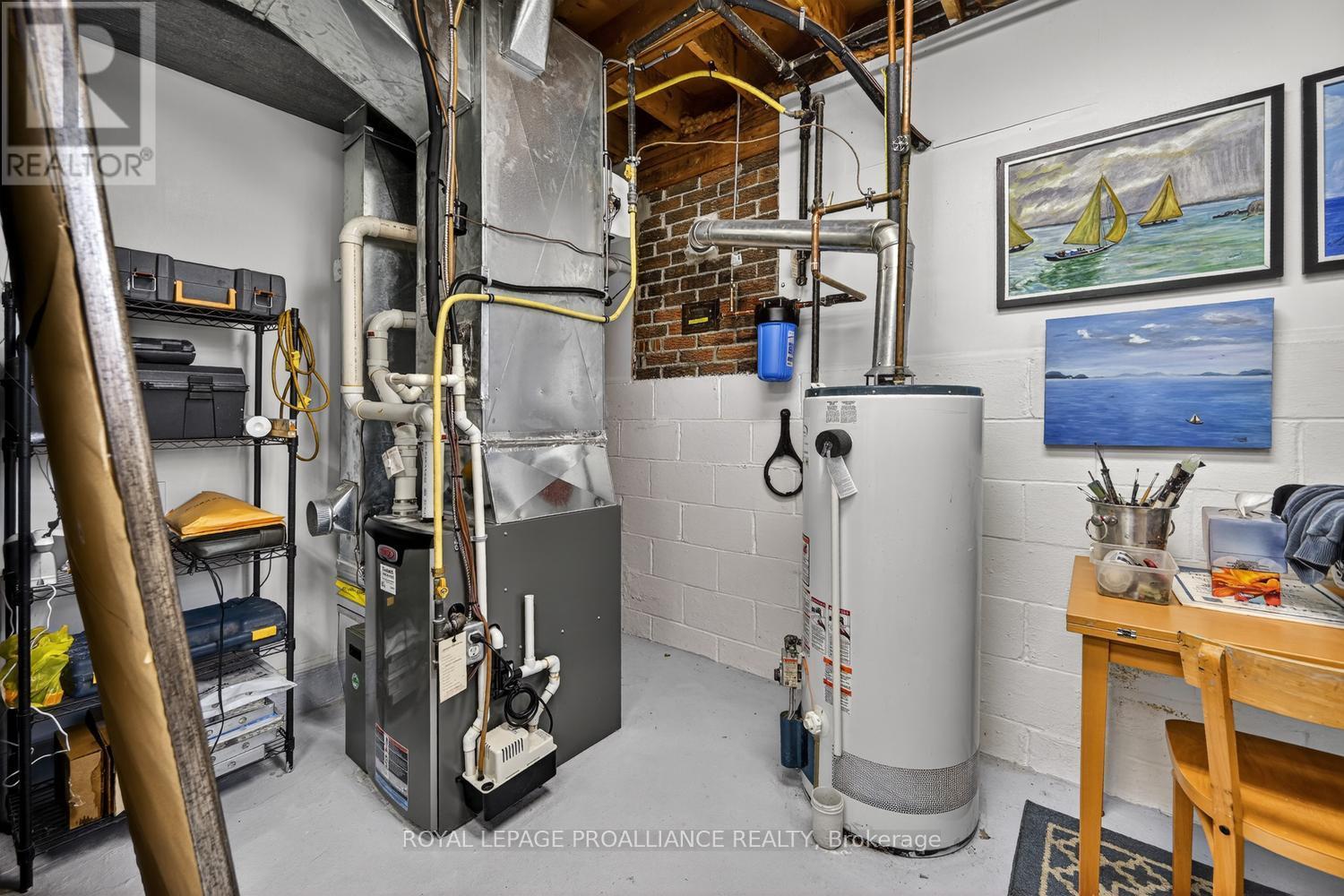733 STEWART BOULEVARD - 22