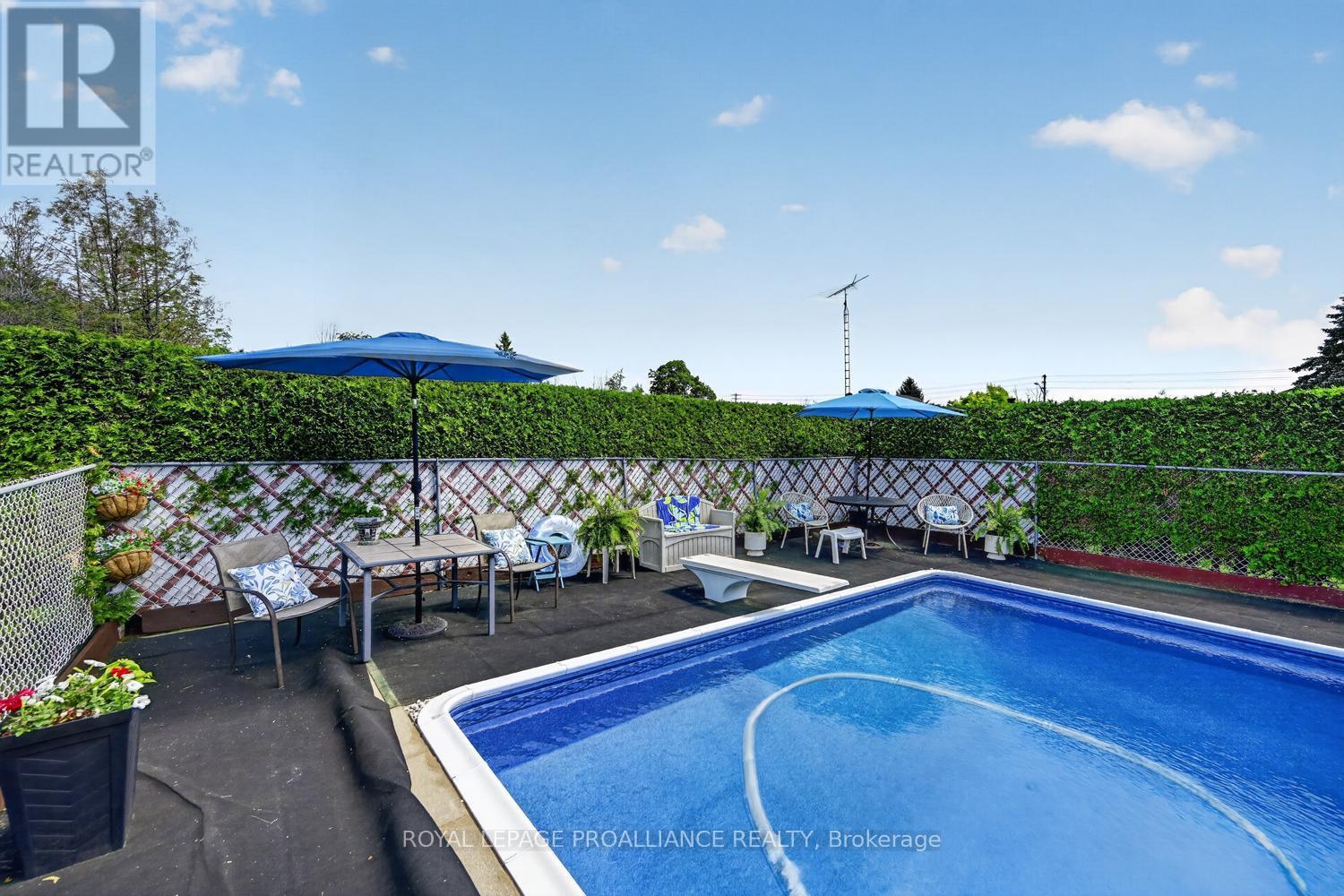 733 STEWART BOULEVARD - 30