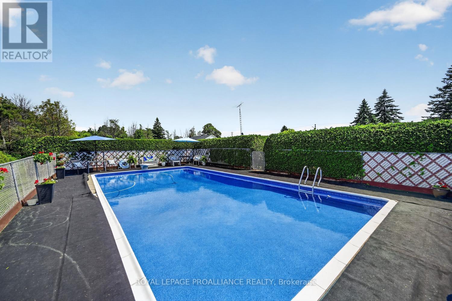 733 STEWART BOULEVARD - 31
