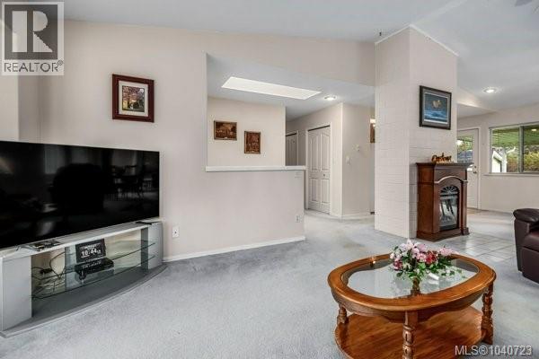 4994 Adrian Rd - 7