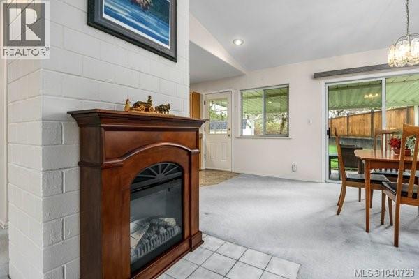 4994 Adrian Rd - 9