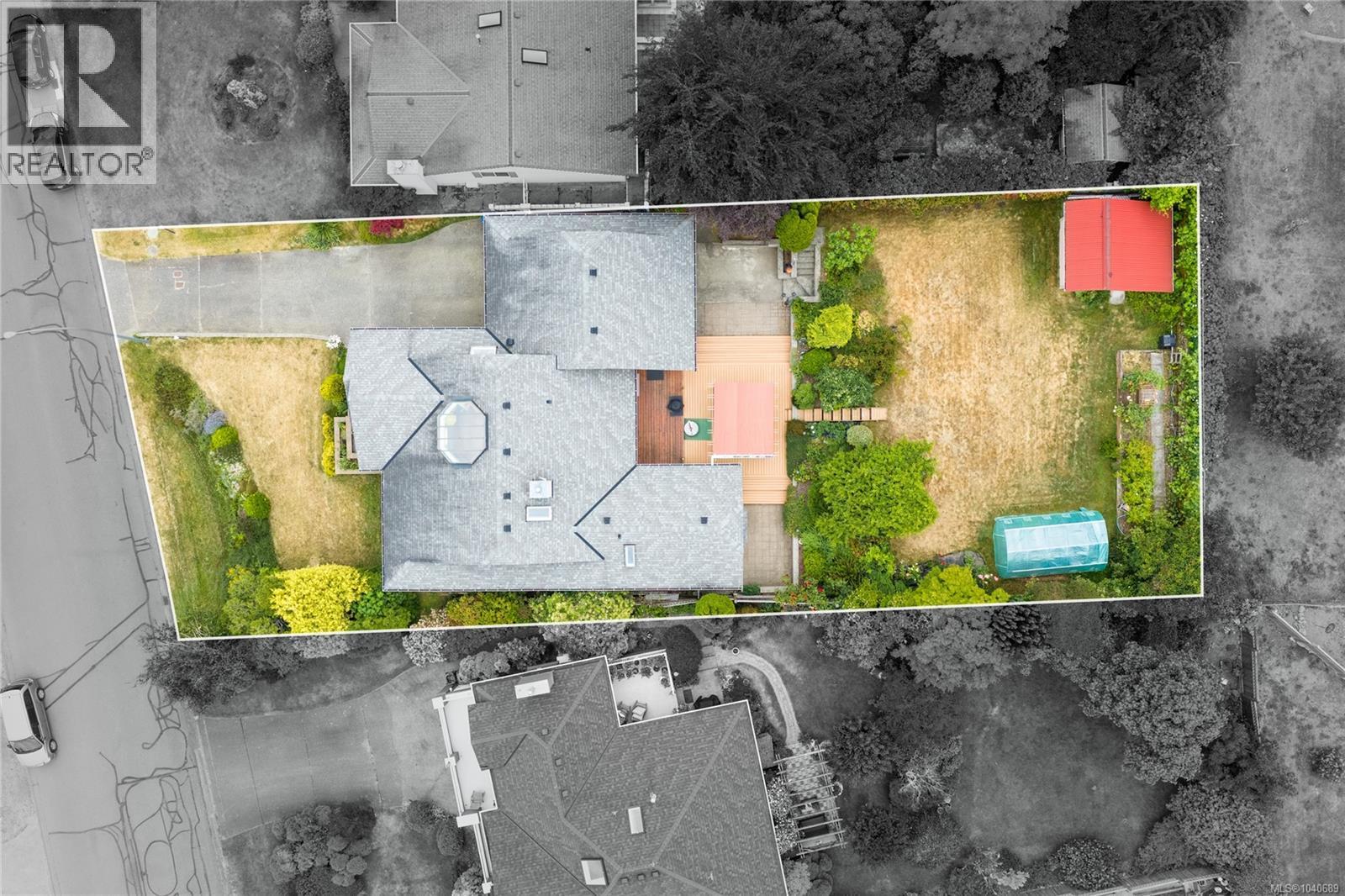 5213 Fillinger Cres - 13