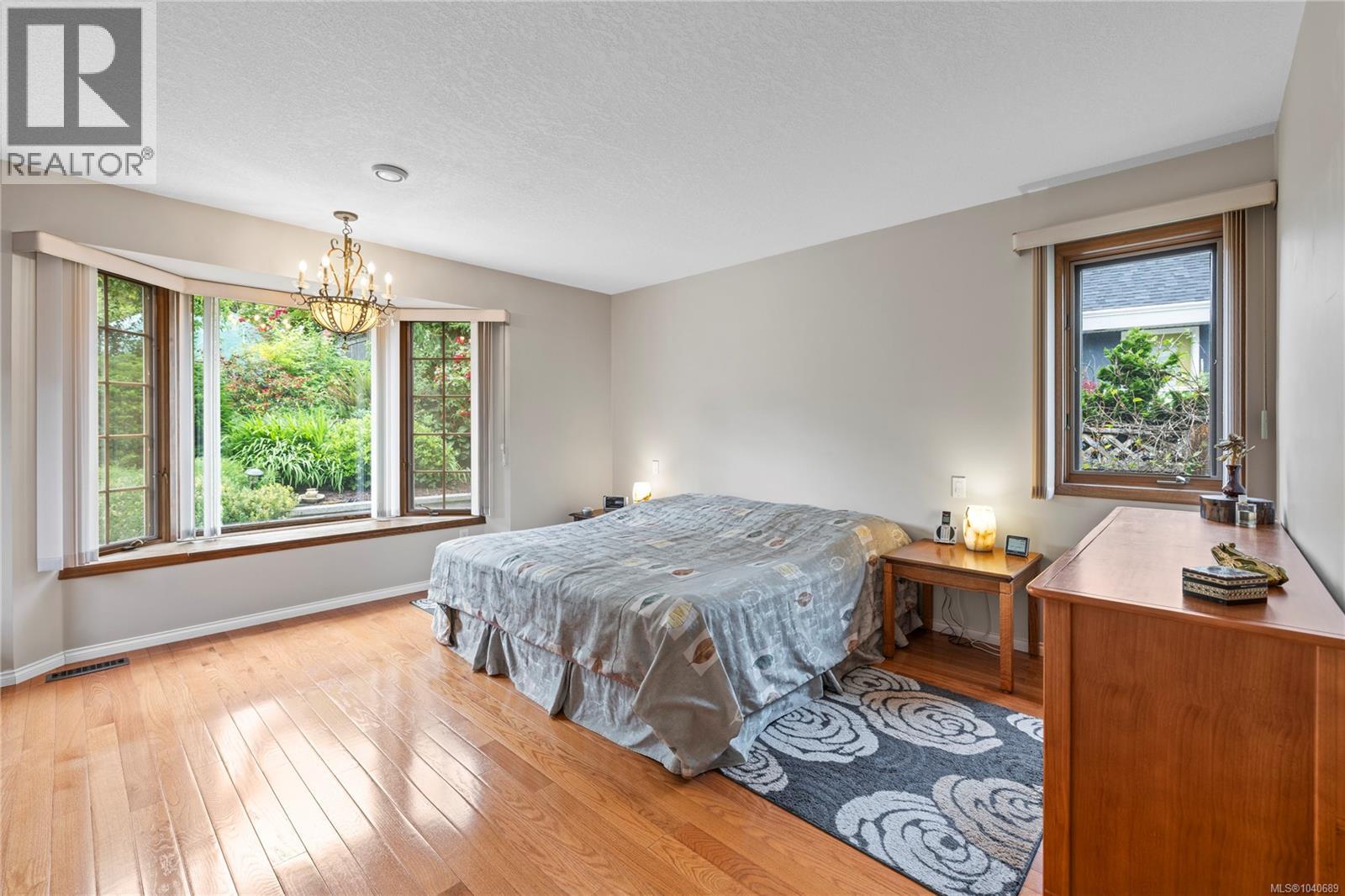 5213 Fillinger Cres - 27