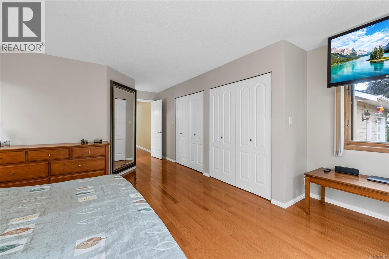 5213 Fillinger Cres - 29