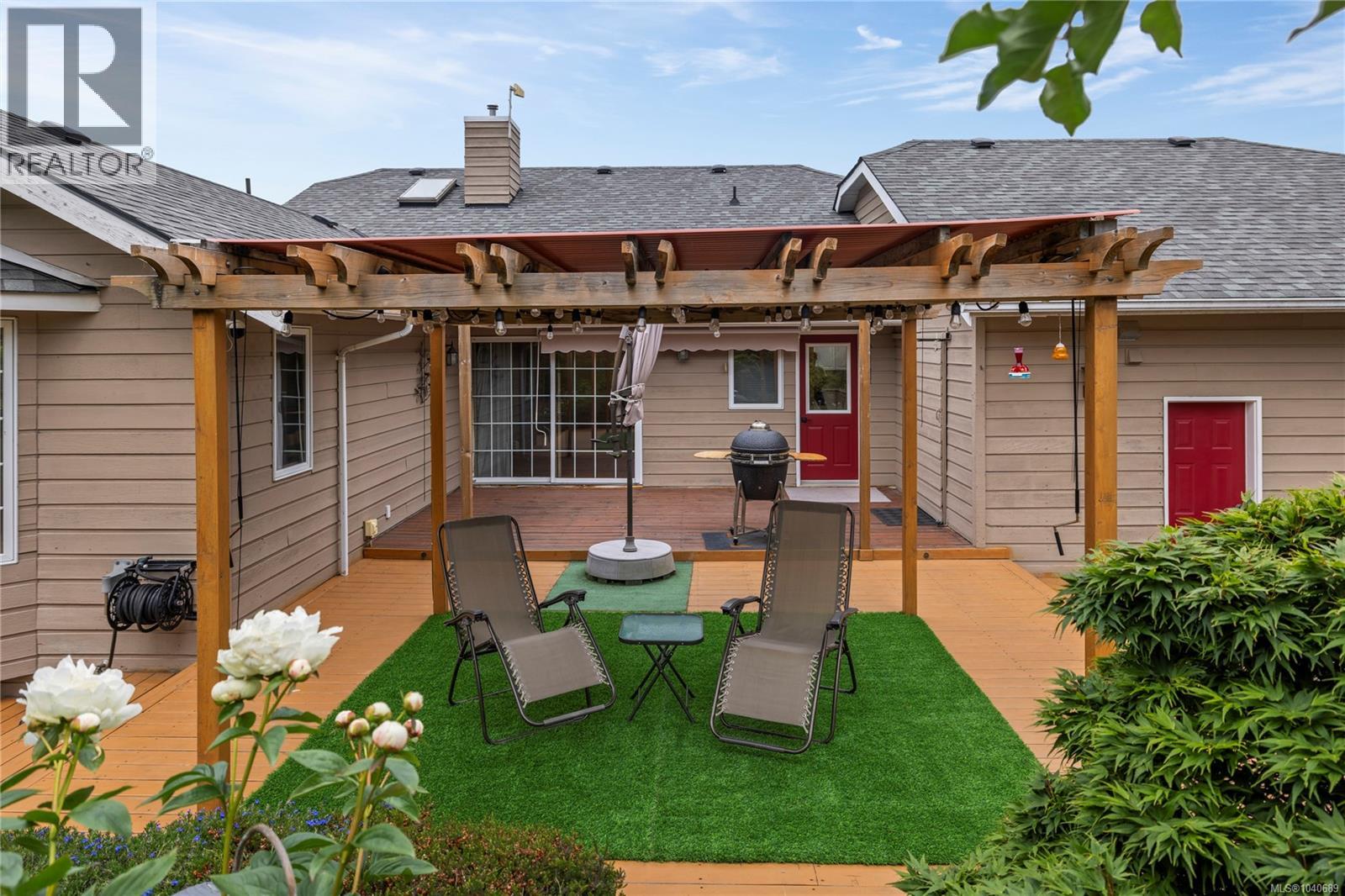 5213 Fillinger Cres - 9