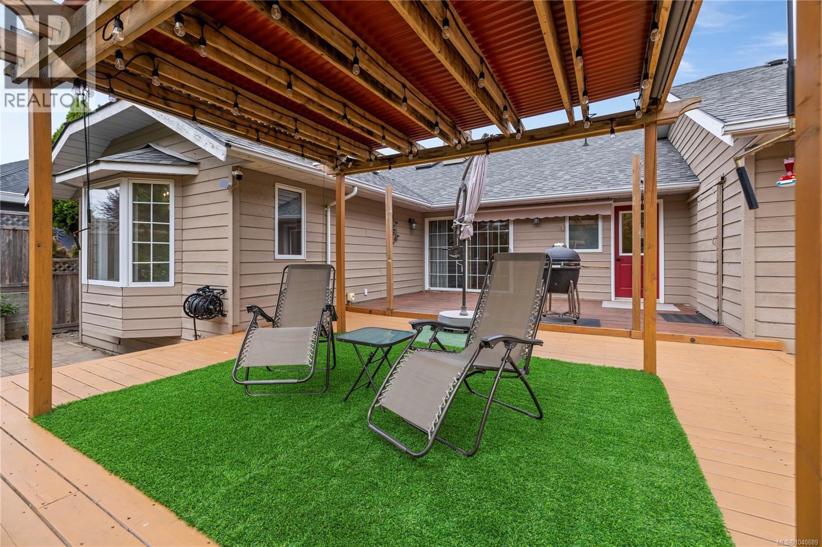 5213 Fillinger Cres - 53