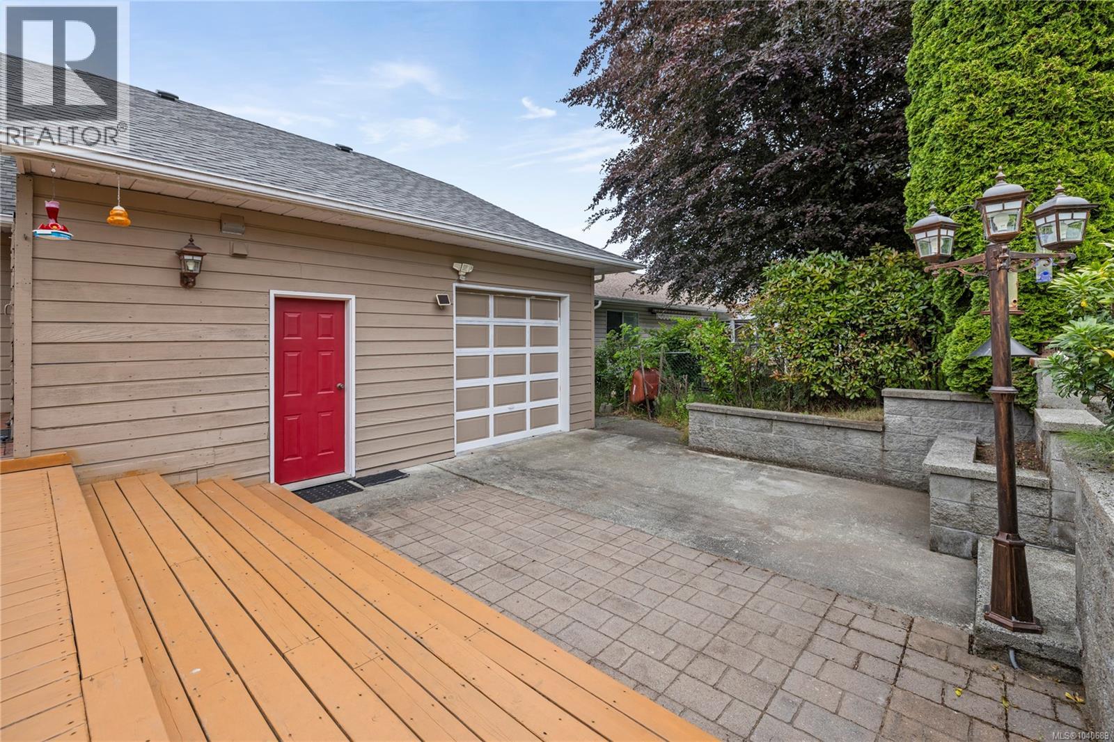 5213 Fillinger Cres - 52