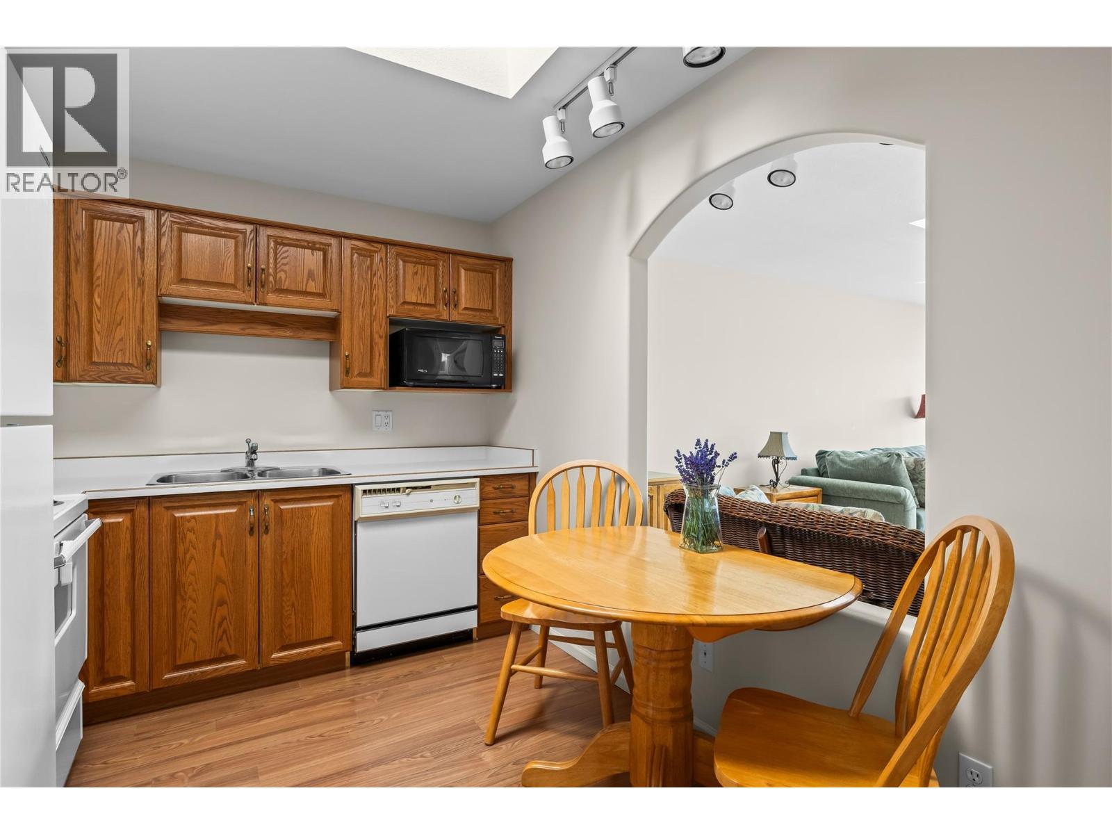 980 Glenwood Avenue Unit# 304 Lot# SL 75, Kelowna