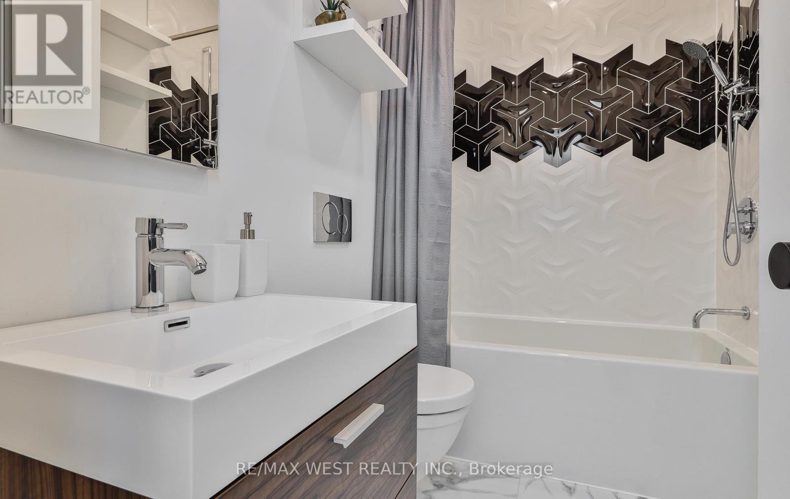 734 SHAW STREET - 14