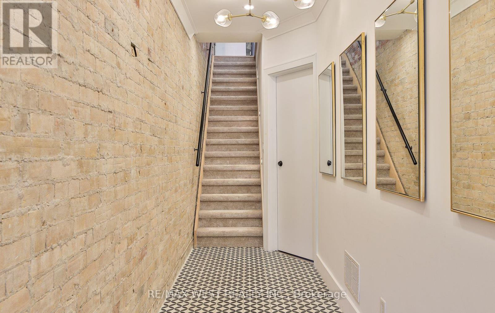 734 SHAW STREET - 2