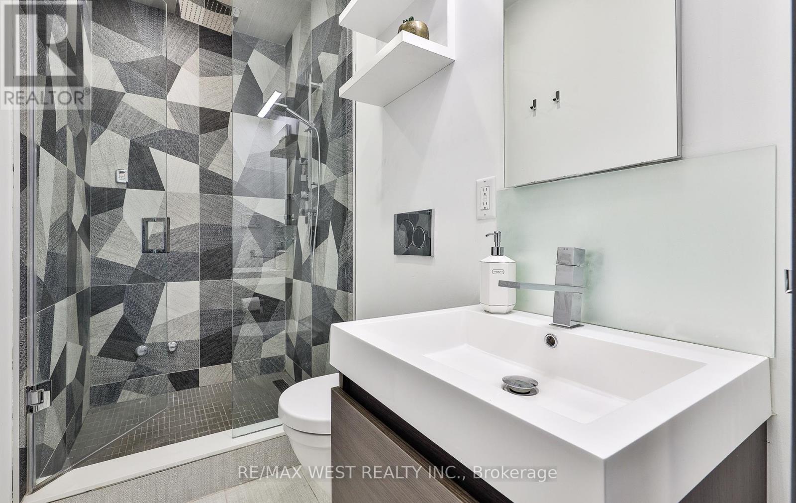 734 SHAW STREET - 9