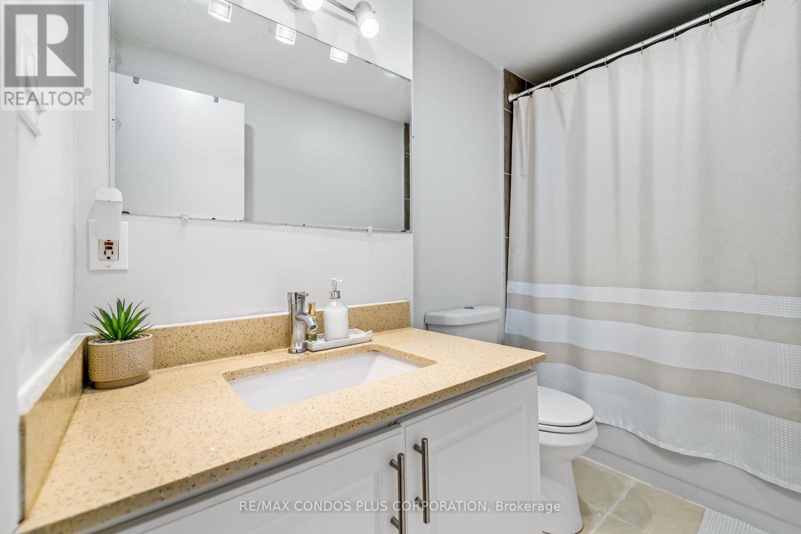 #39 222 PEARSON STREET - 9