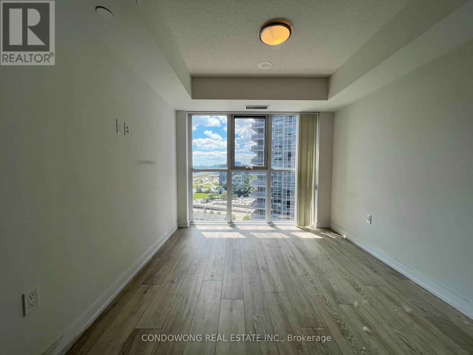 Floor To Ceiling Windows