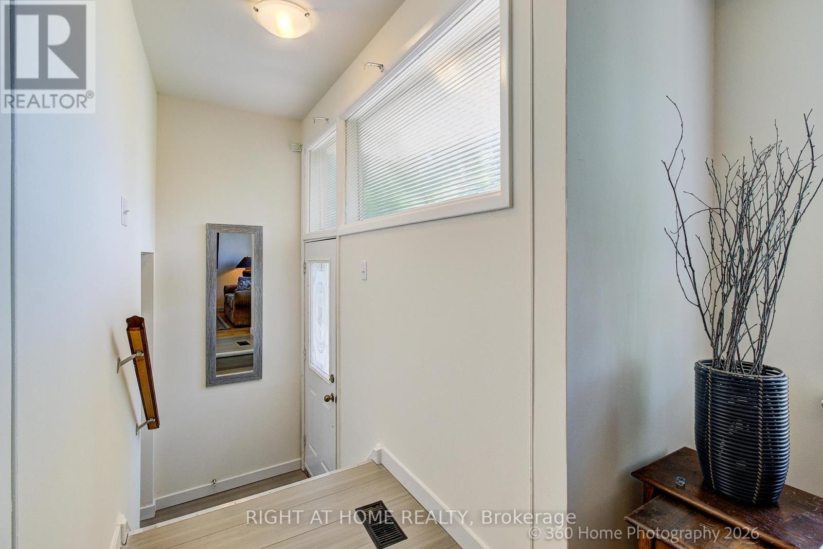 116 LONGFORD DRIVE - 3