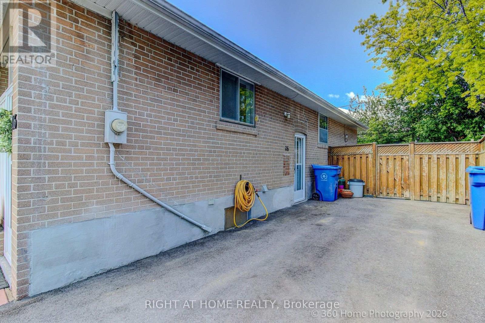 116 LONGFORD DRIVE - 22