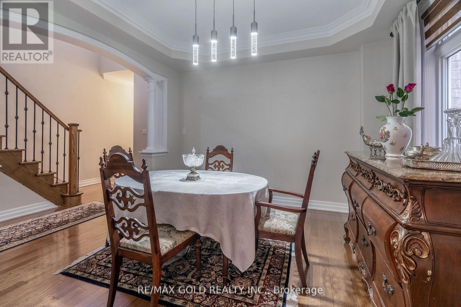 54 ROBERT BERRY CRESCENT - 10