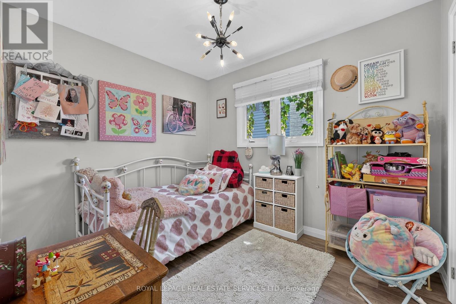 49 BELCOURT AVENUE - 21