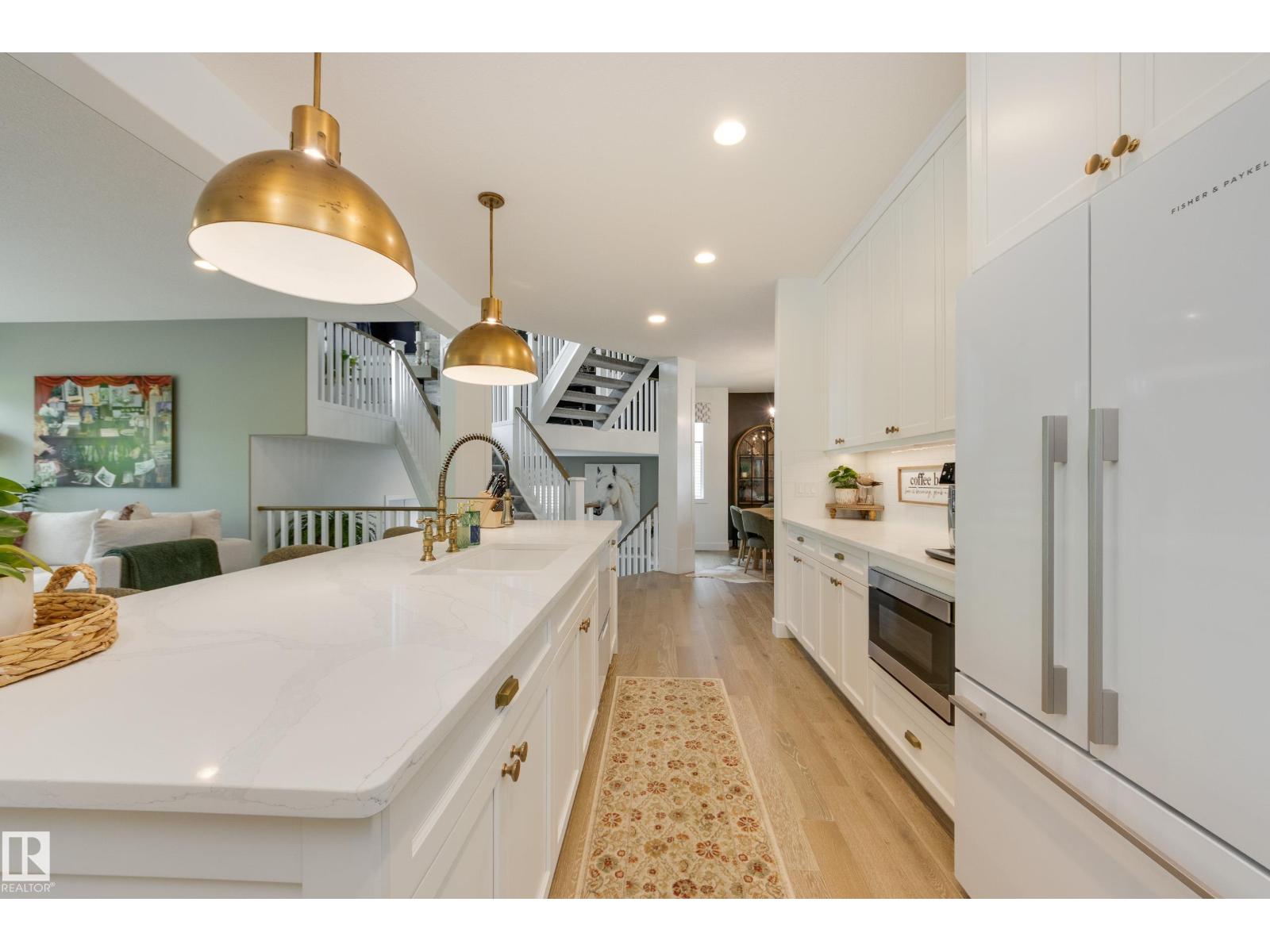 20332 29 AV NW - 11
