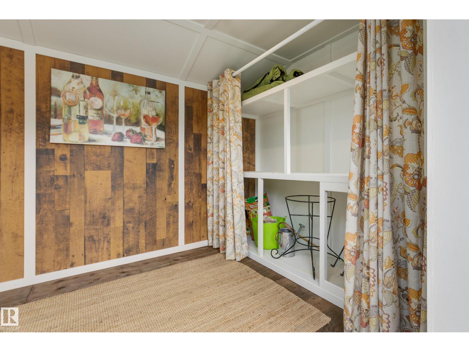 20332 29 AV NW - 63