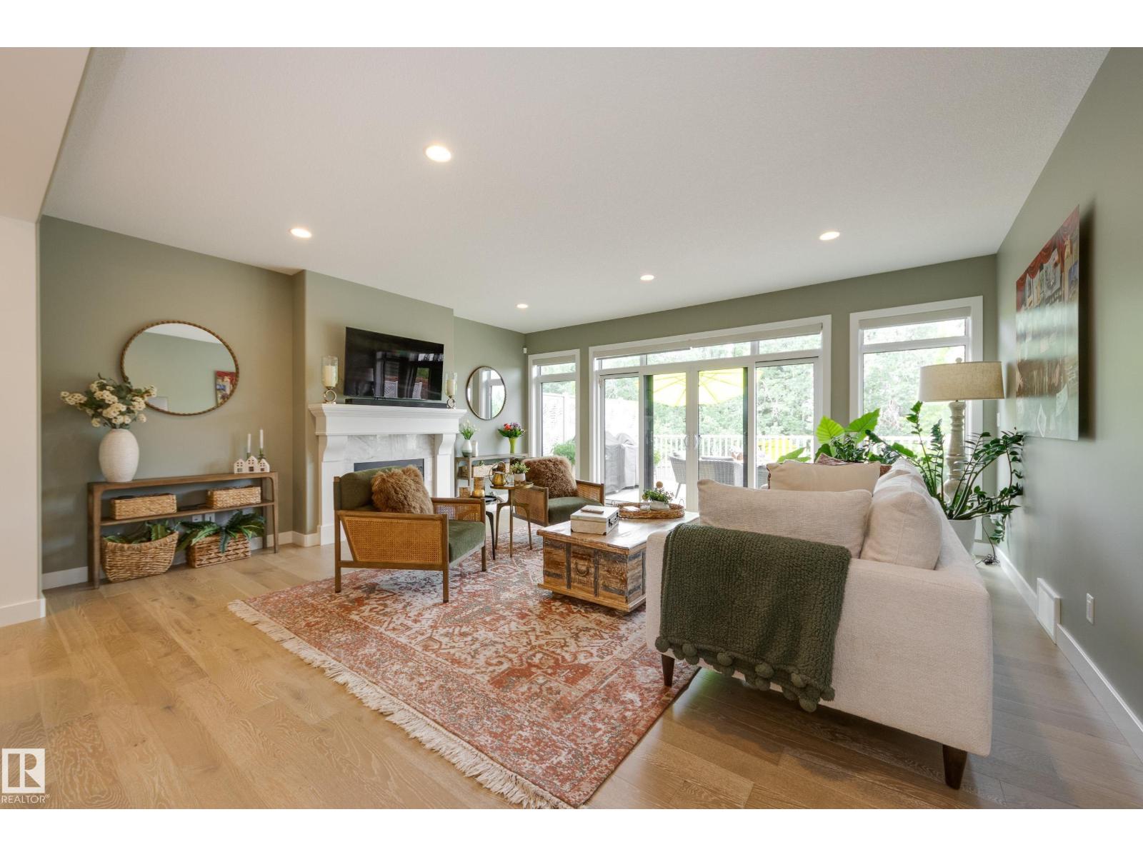 20332 29 AV NW - 6