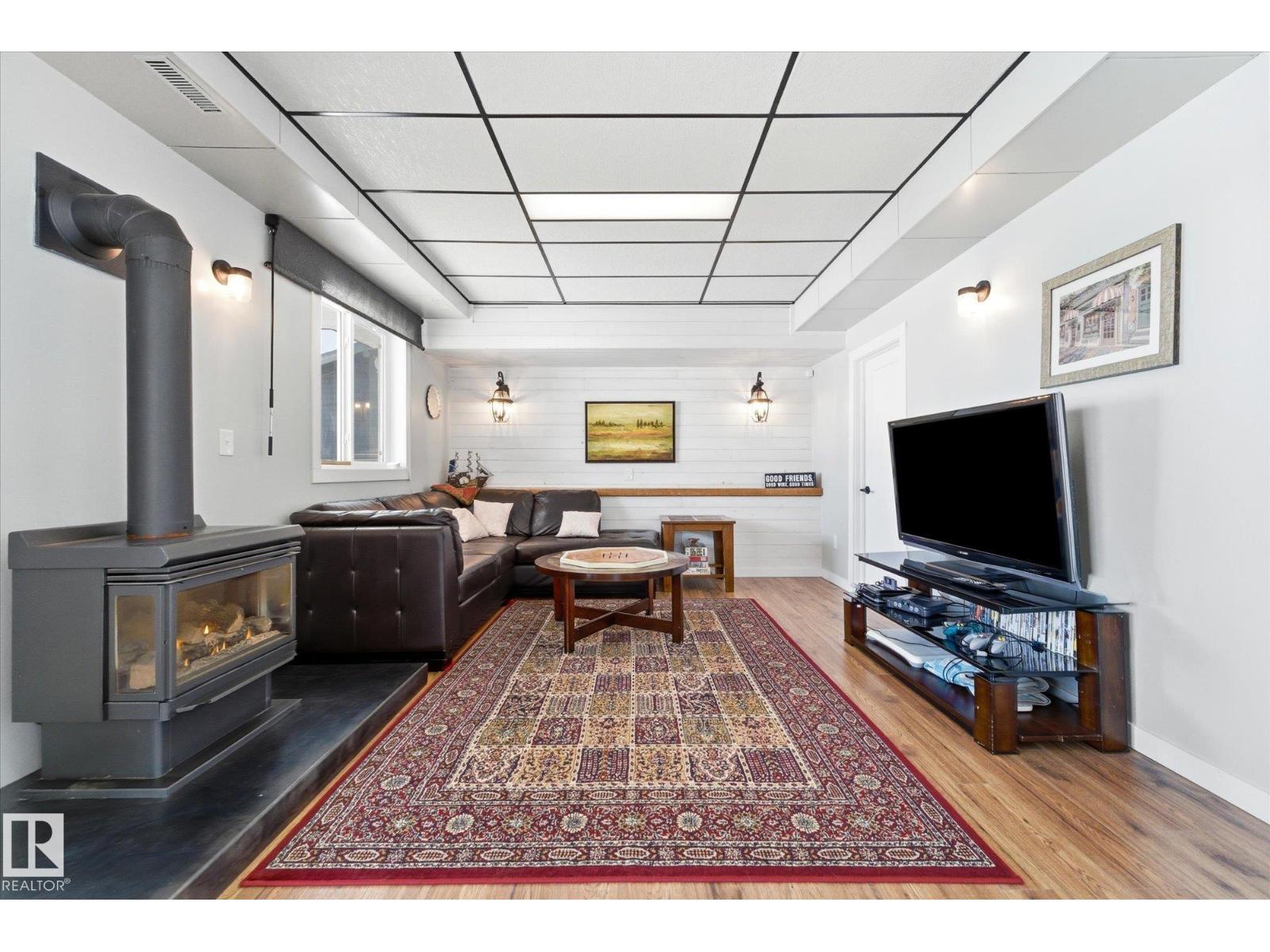 75 Lakeview Av South View - 42