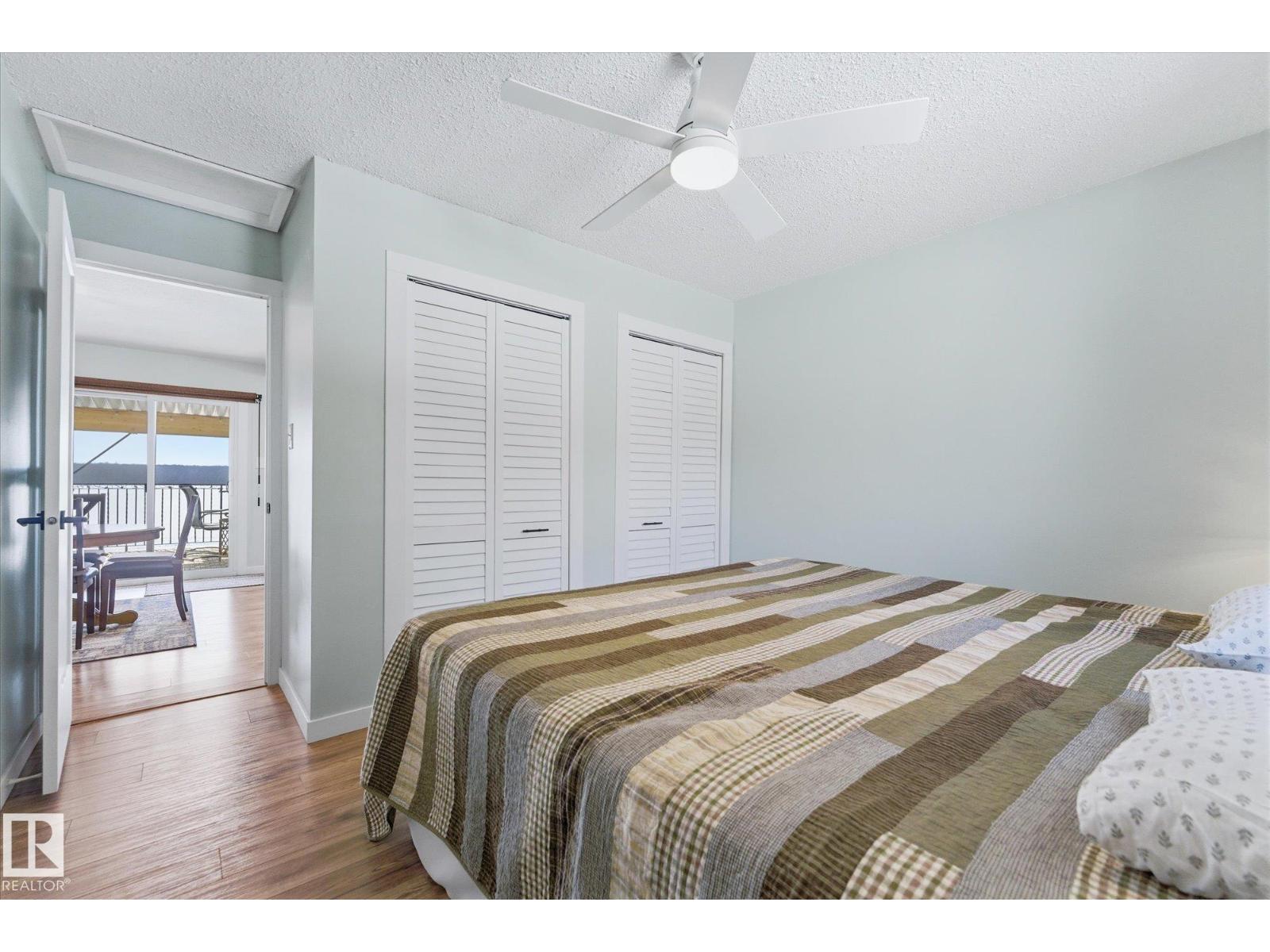 75 Lakeview Av South View - 34