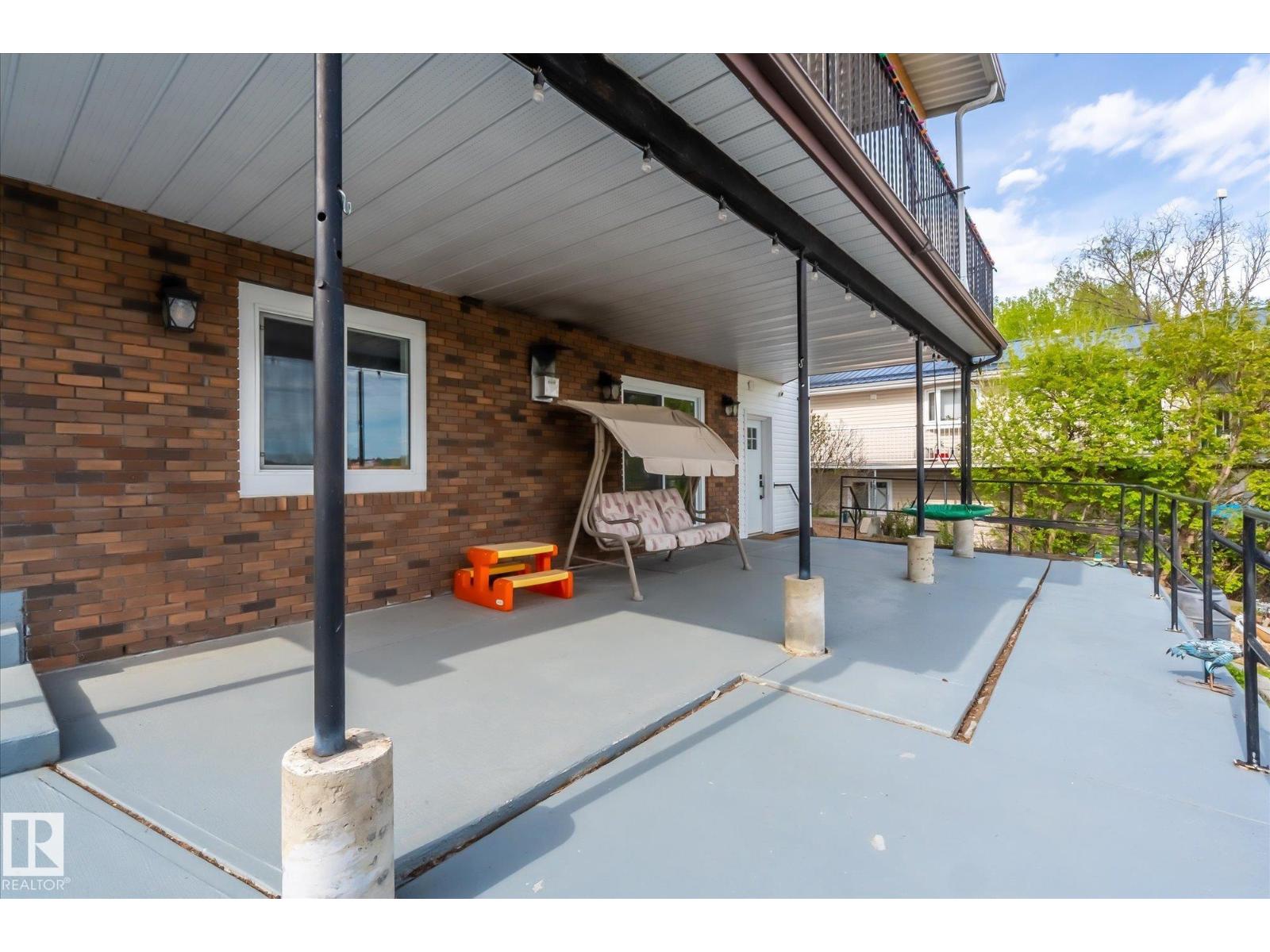 75 Lakeview Av South View - 52