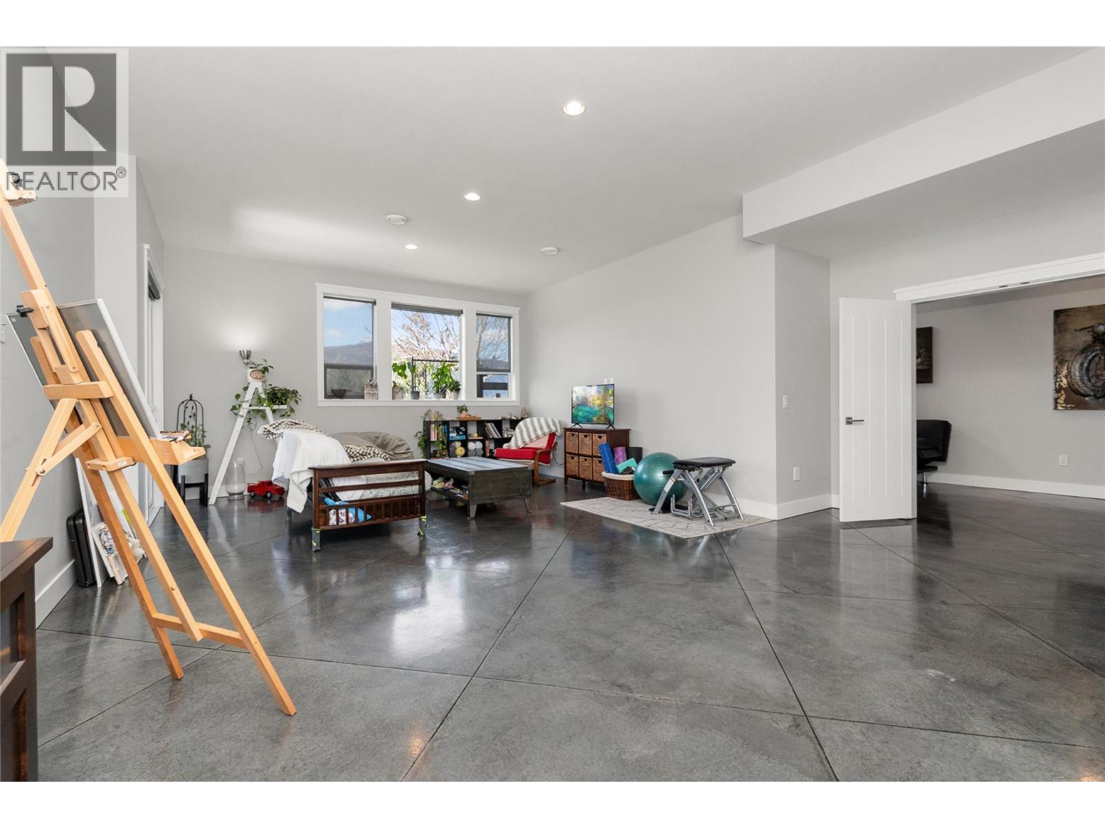 2875 Shayler Road - 47