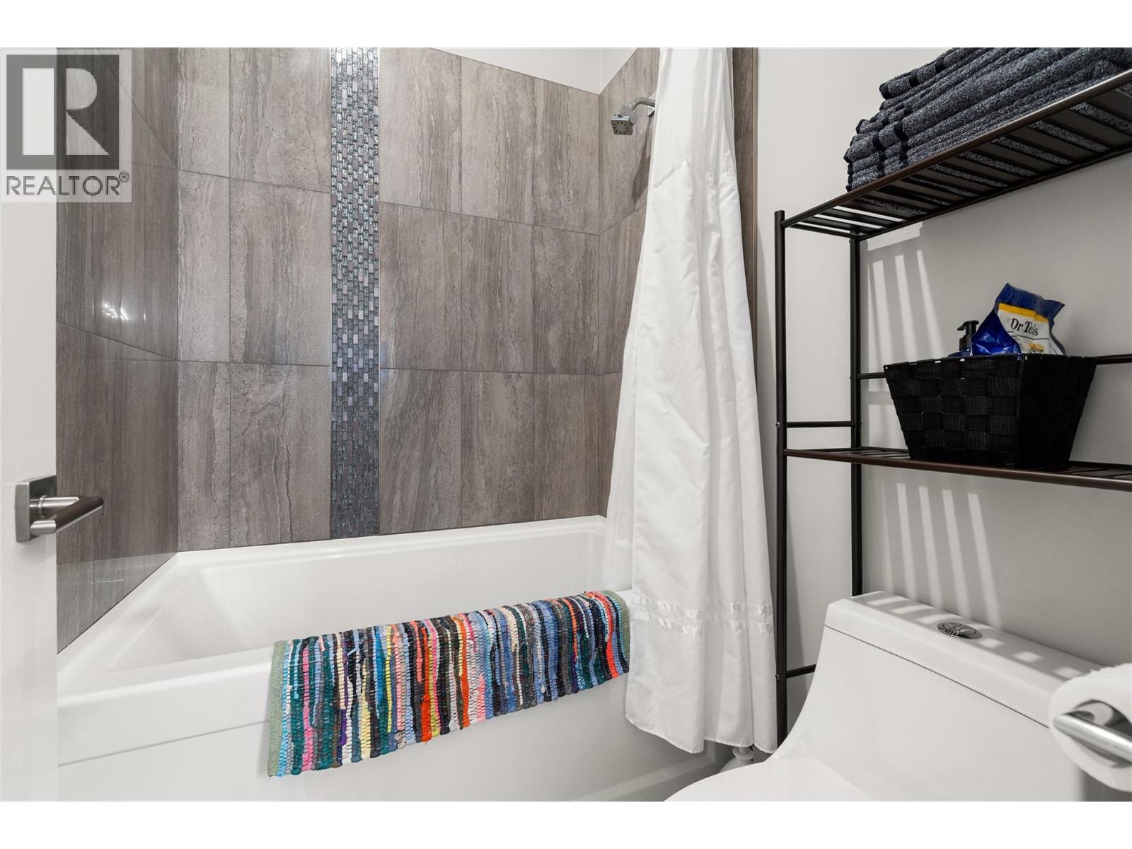 2875 Shayler Road - 76