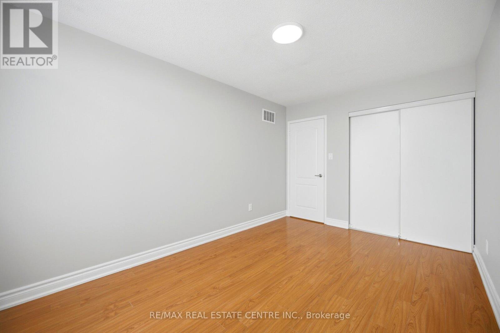 31 SPICEBUSH TERRACE - 28