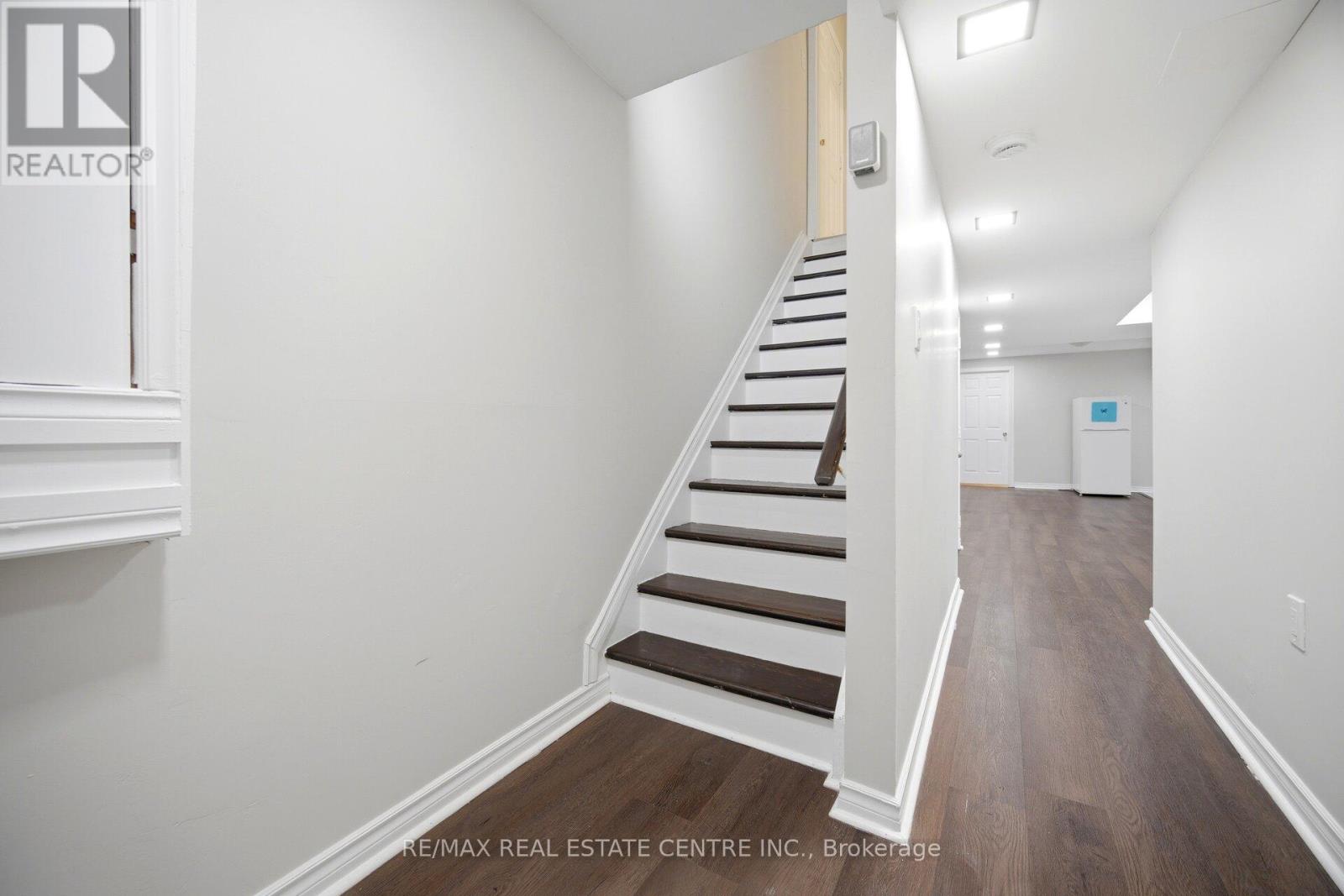31 SPICEBUSH TERRACE - 32