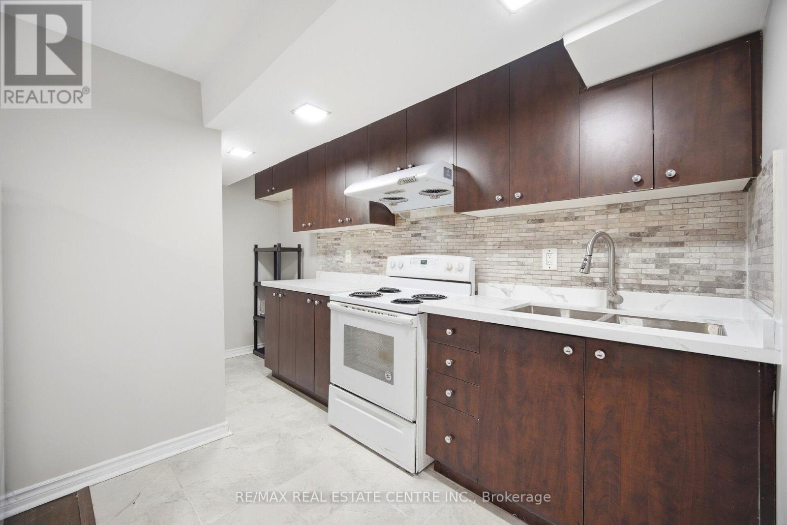31 SPICEBUSH TERRACE - 39
