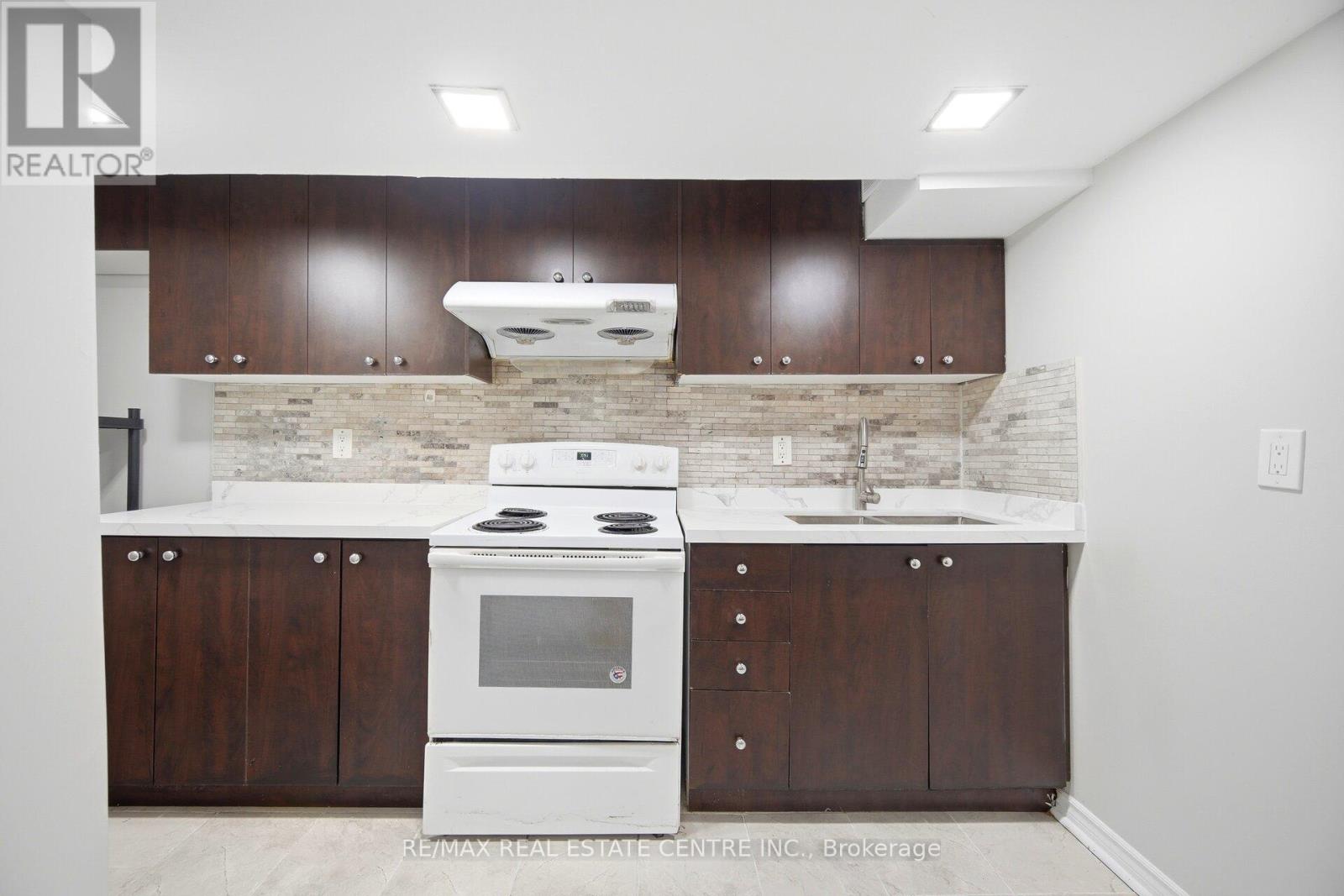 31 SPICEBUSH TERRACE - 40