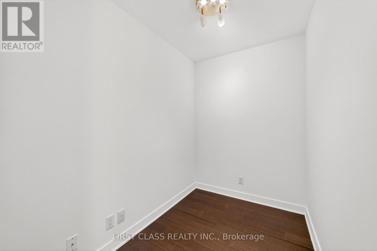 #2902 15 GRENVILLE STREET - 15