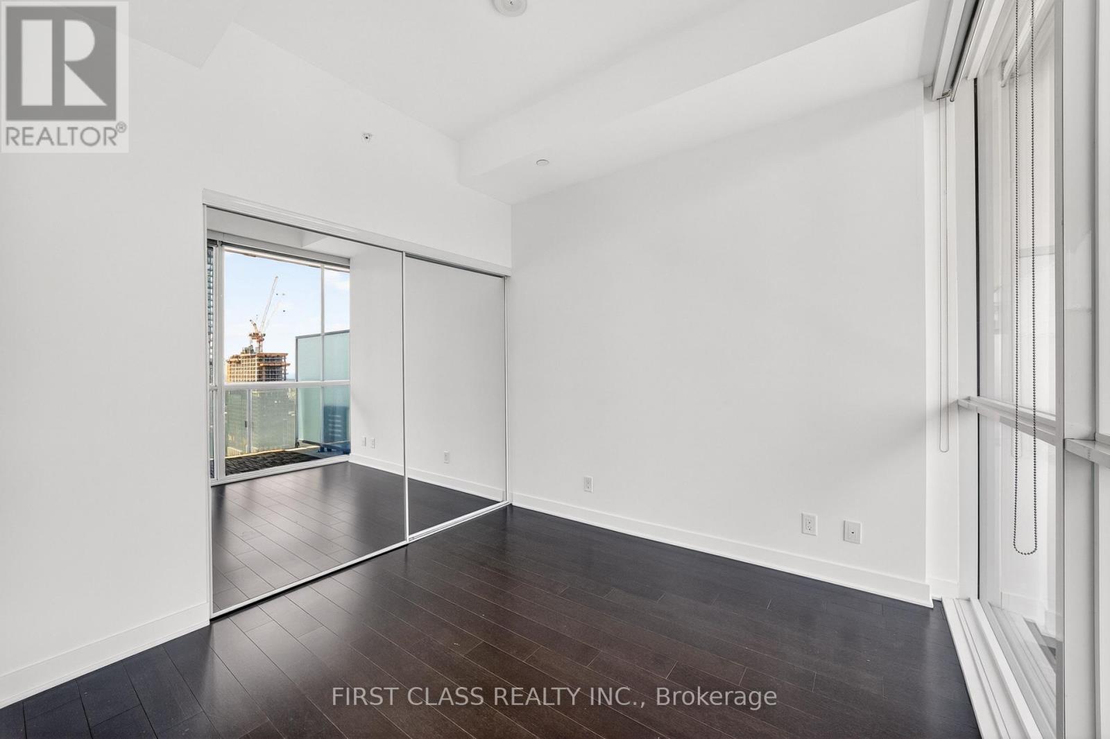 #2902 15 GRENVILLE STREET - 17