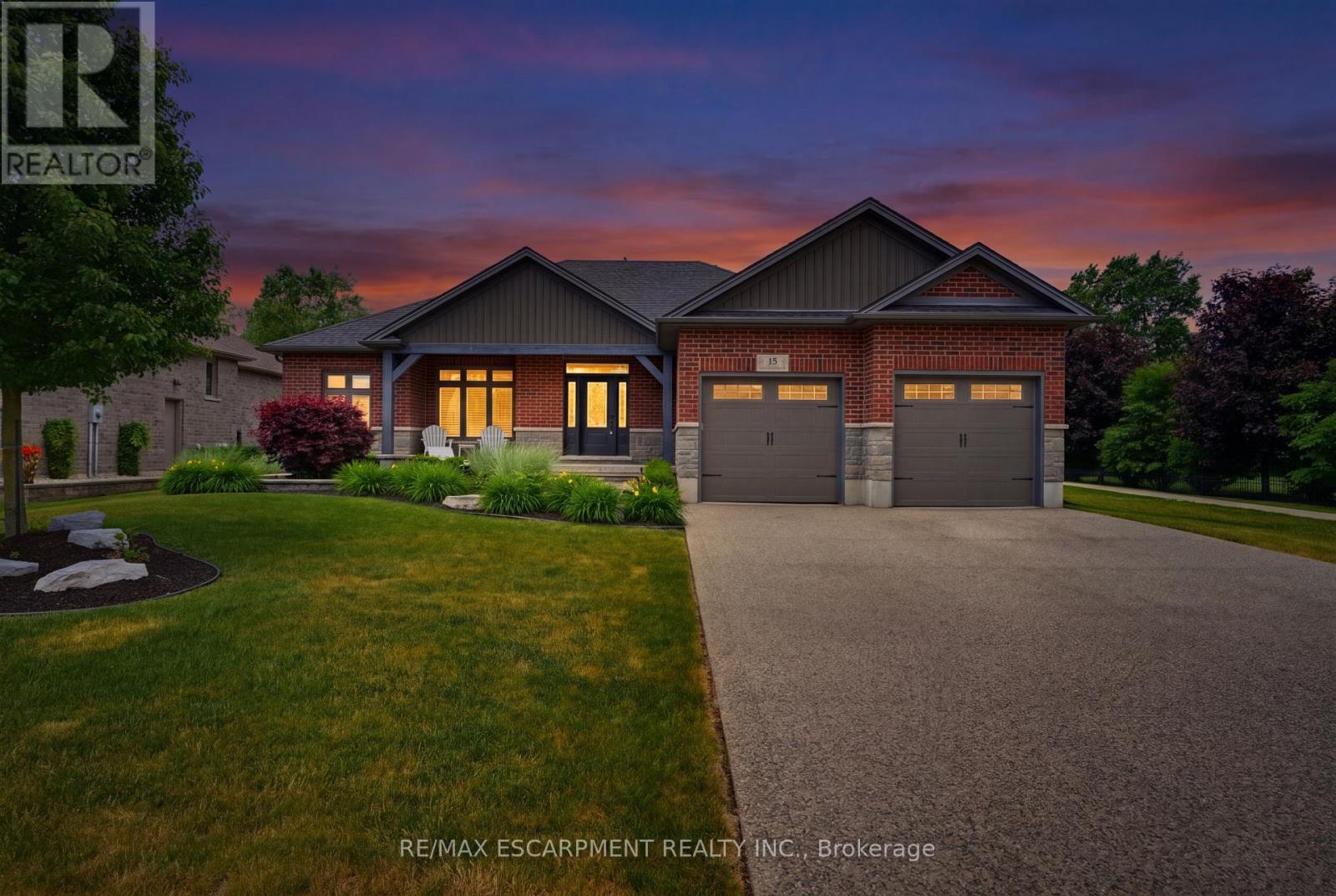15 BLUENOSE DRIVE - 2