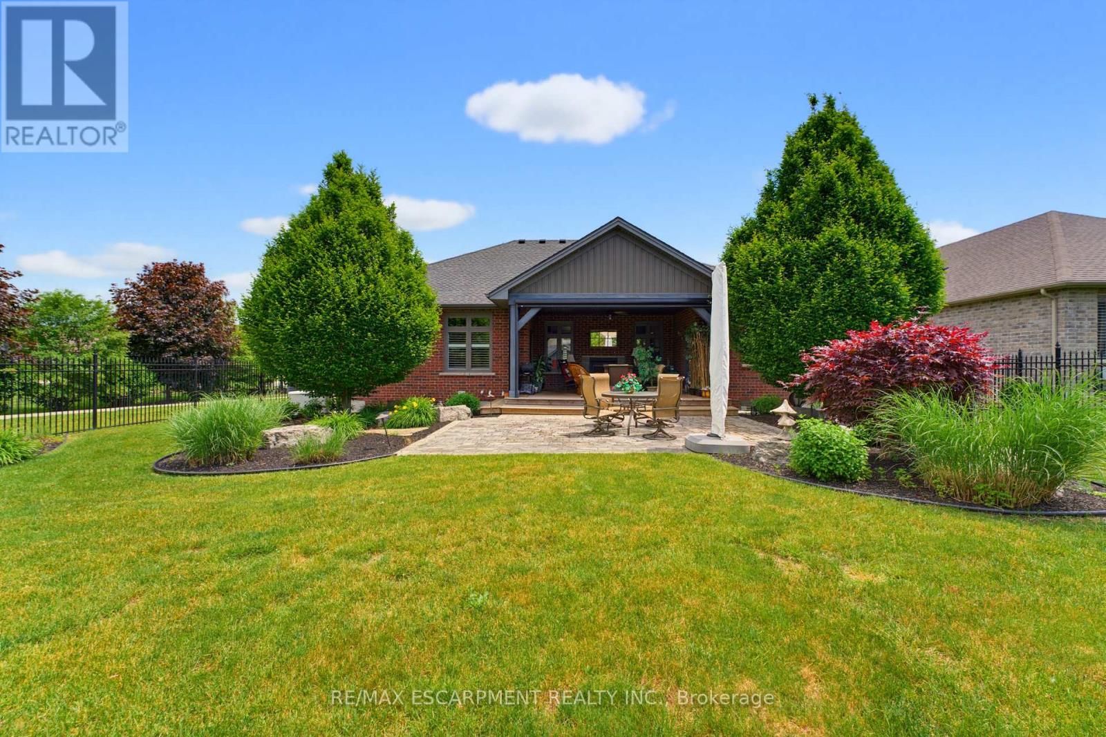 15 BLUENOSE DRIVE - 21