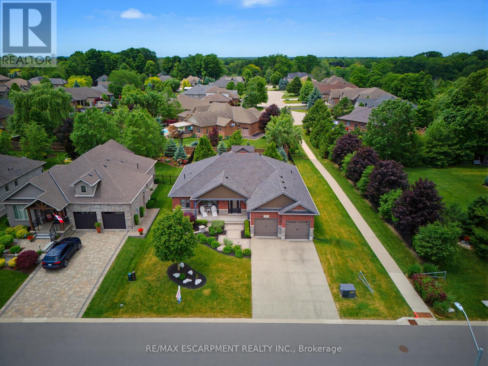 15 BLUENOSE DRIVE - 26