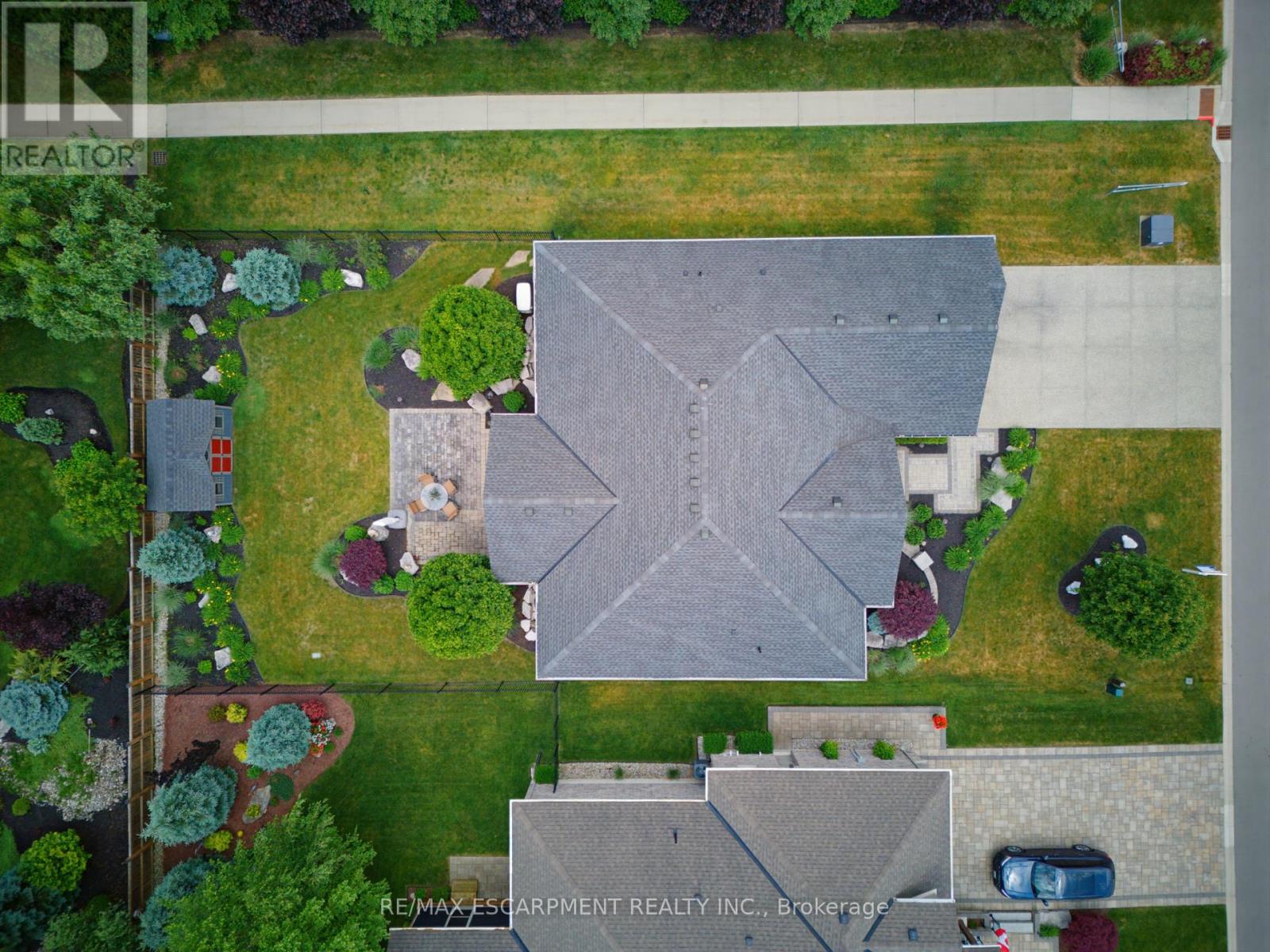 15 BLUENOSE DRIVE - 27