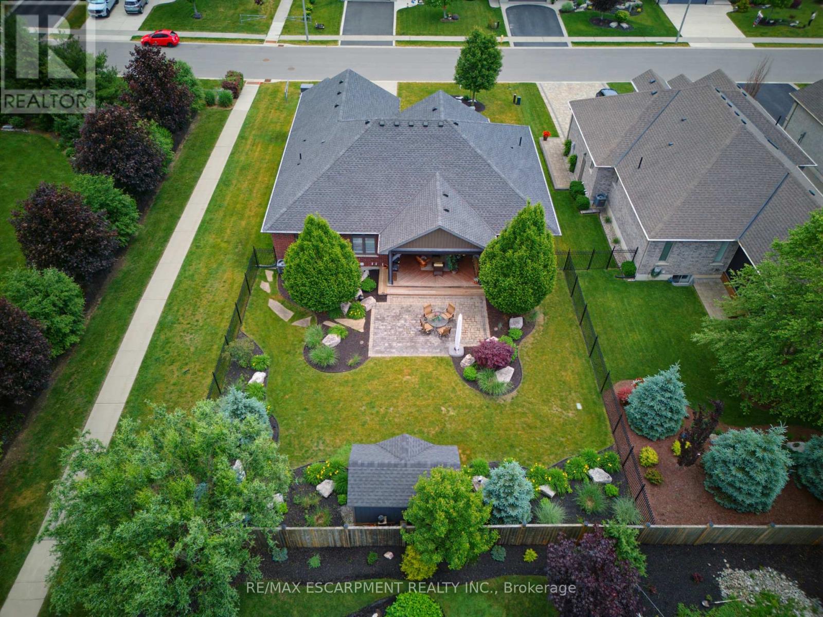 15 BLUENOSE DRIVE - 28