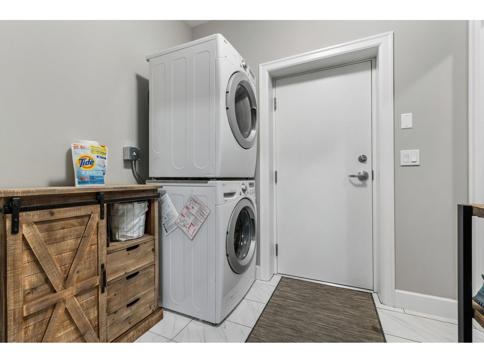 24 45462 TAMIHI WAY, Garrison Crossing, Chilliwack