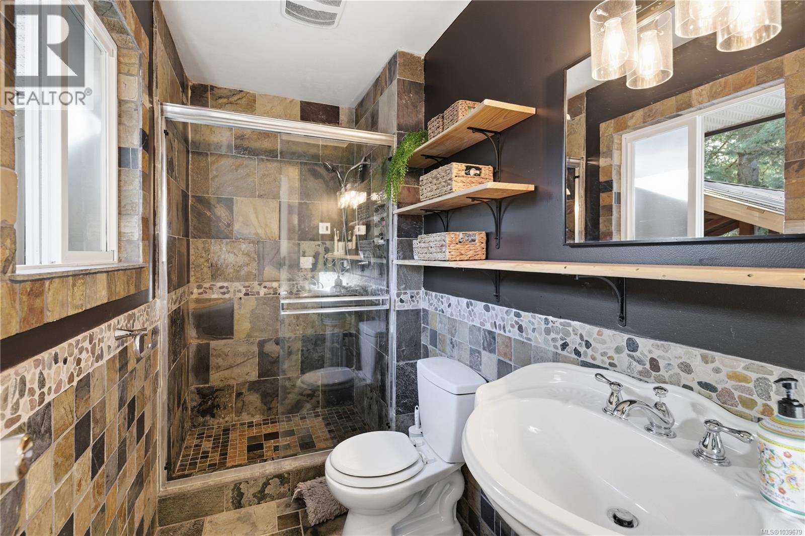 1025 Maple Lane Dr - 7