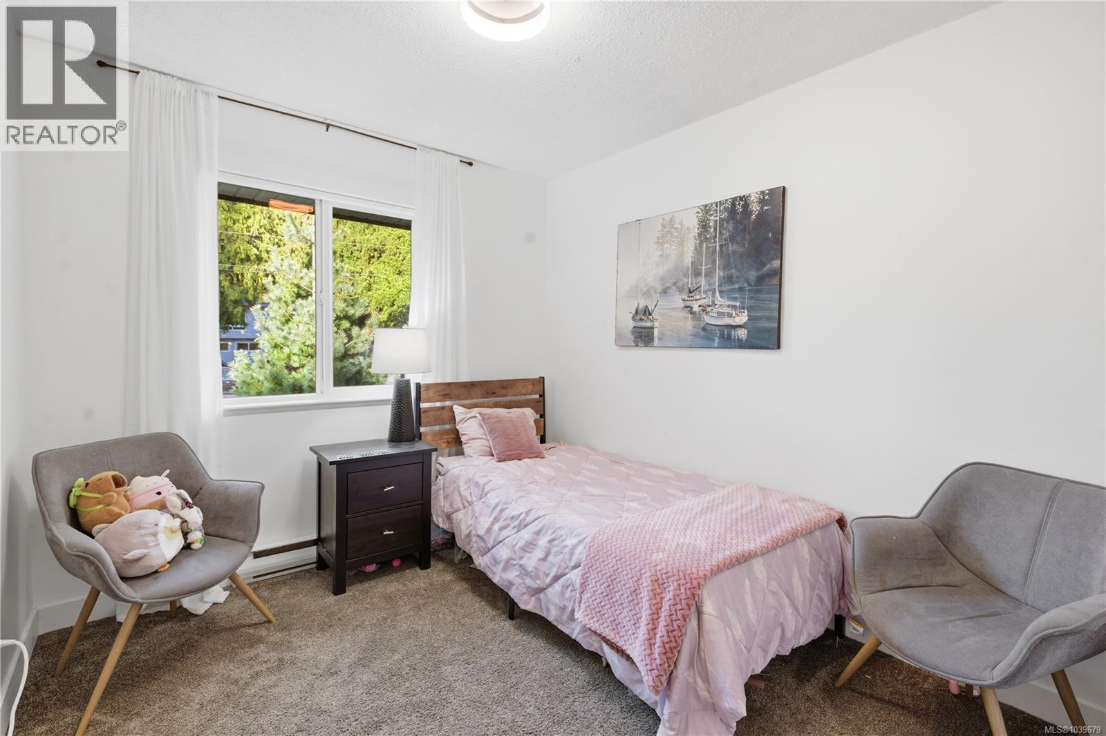 1025 Maple Lane Dr - 8