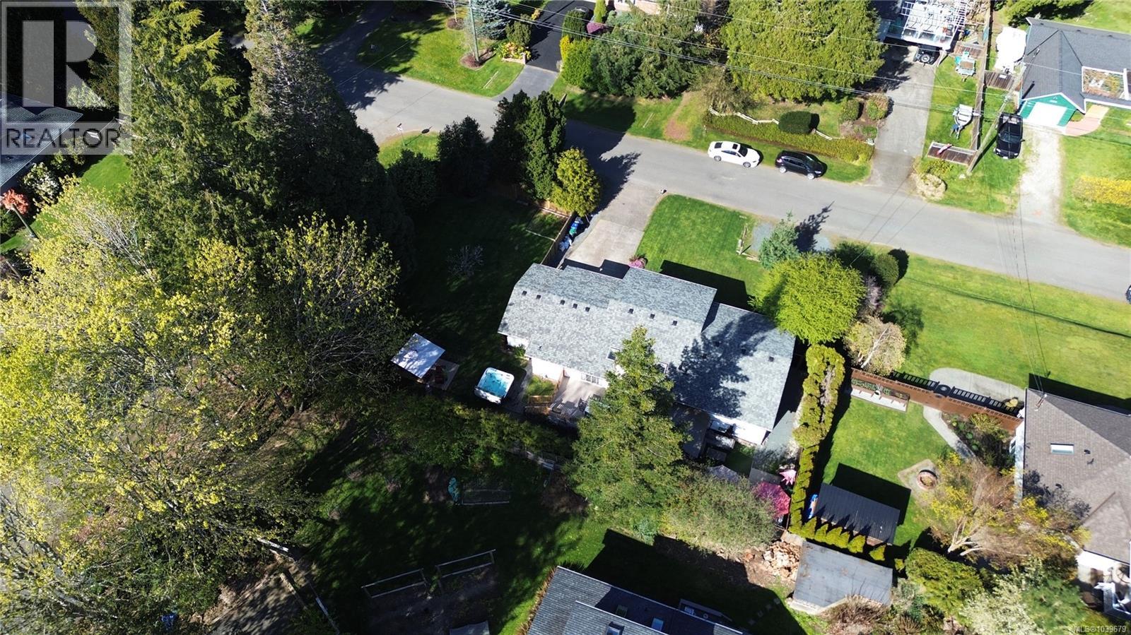 1025 Maple Lane Dr - 30