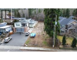 621 Mcclure Road, Kelowna, BC V1W1L6 Photo 7