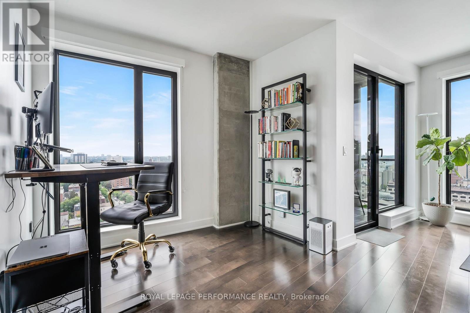 #1810 20 DALY AVENUE - 15