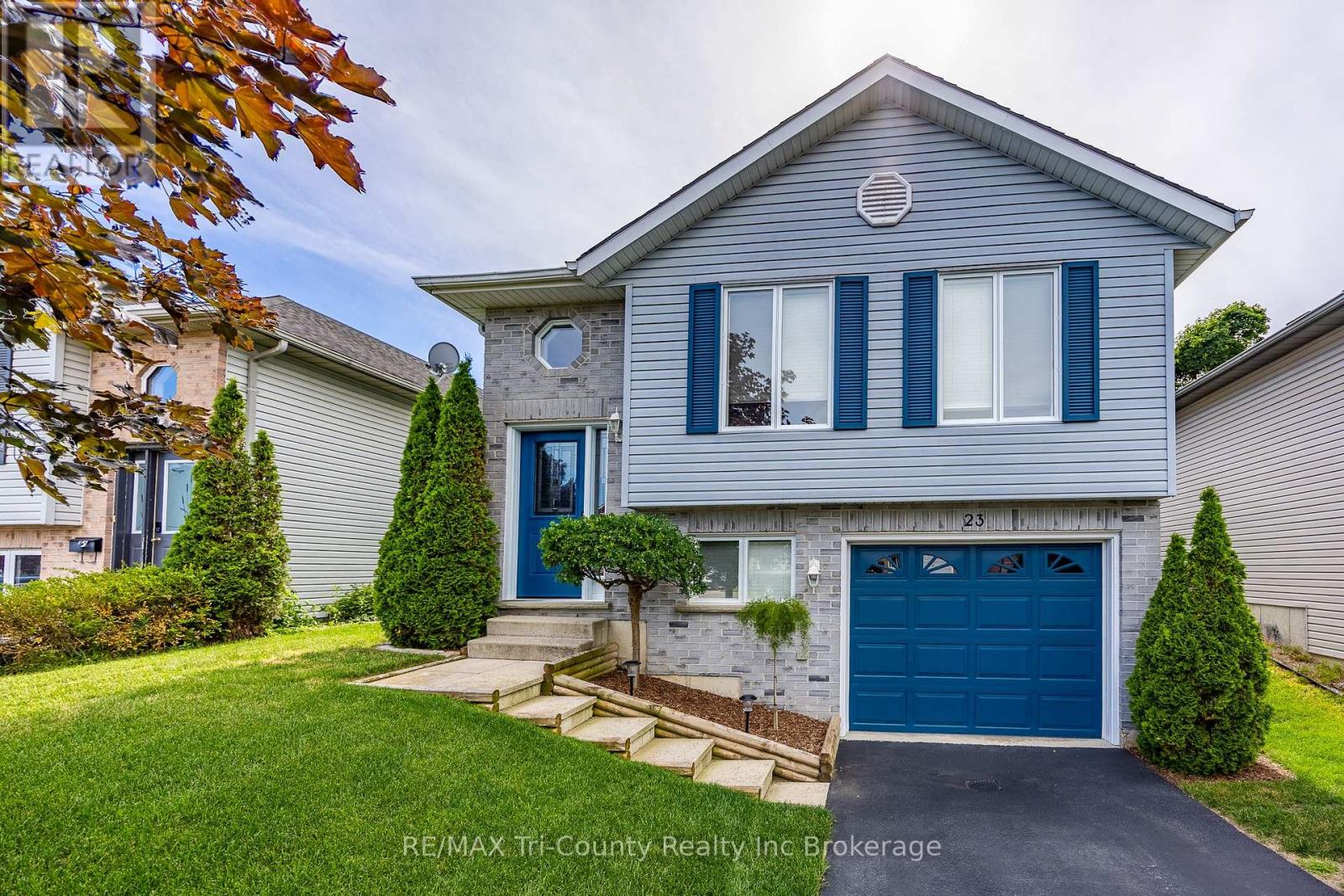 23 MAGNOLIA DRIVE - 1