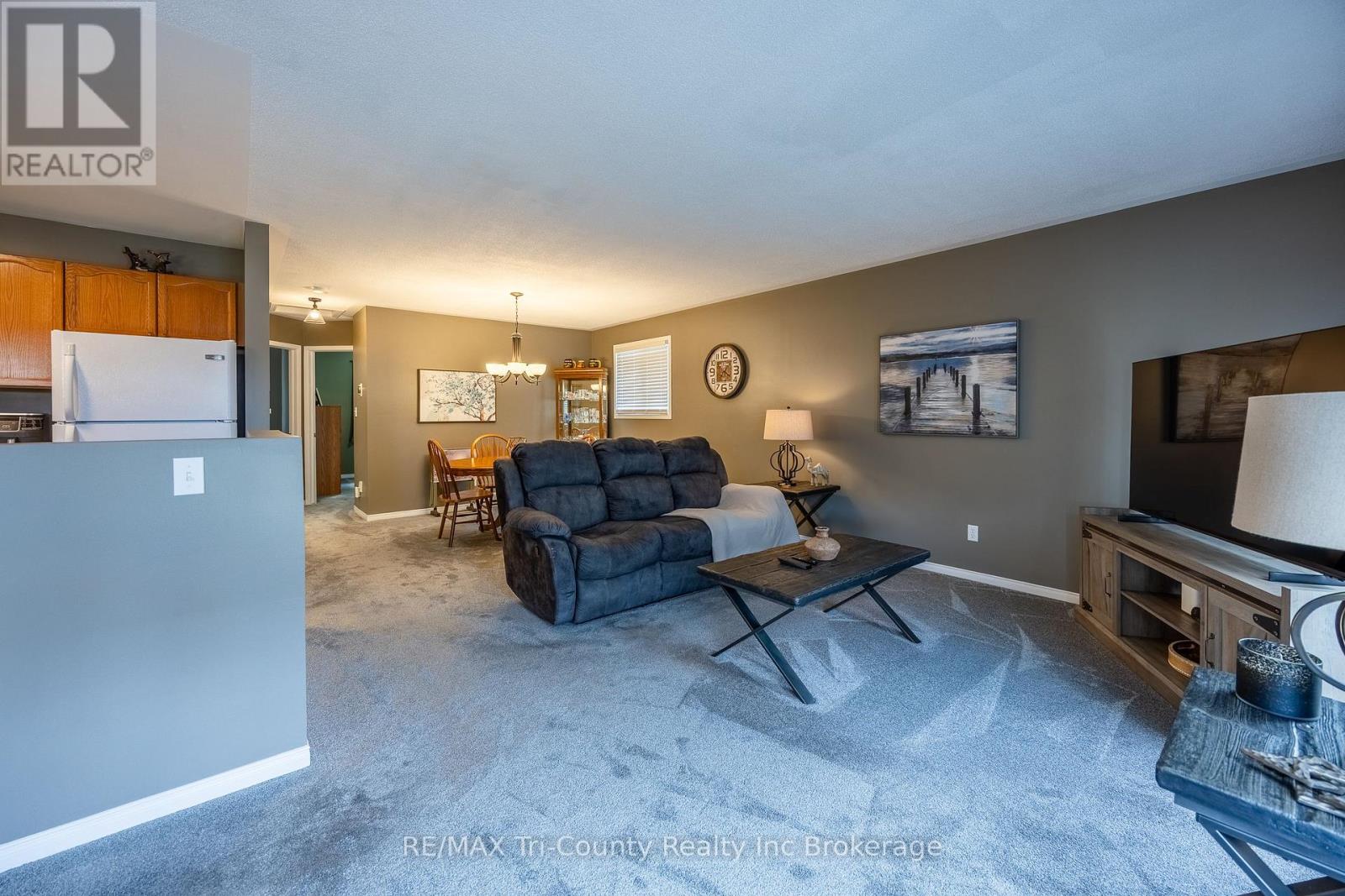 23 MAGNOLIA DRIVE - 4