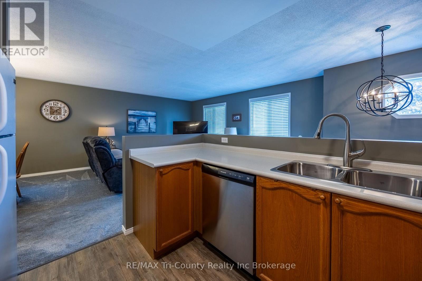 23 MAGNOLIA DRIVE - 7