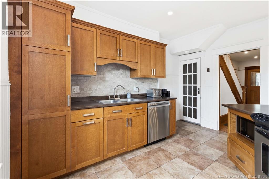 244 Cameron Street - Image 12